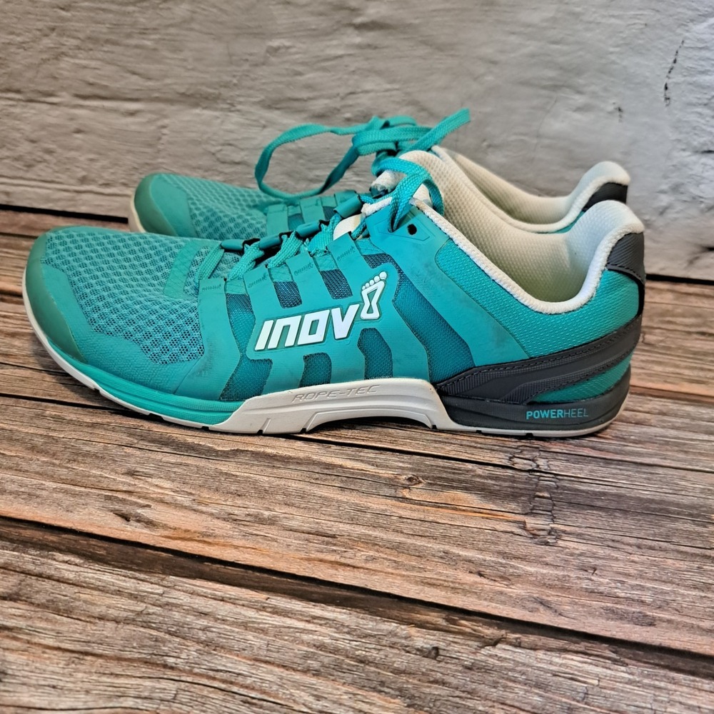 Inov-8 F-Lite 235 V2 cross-training shoes Rope-Tec reinforcement on the midsole